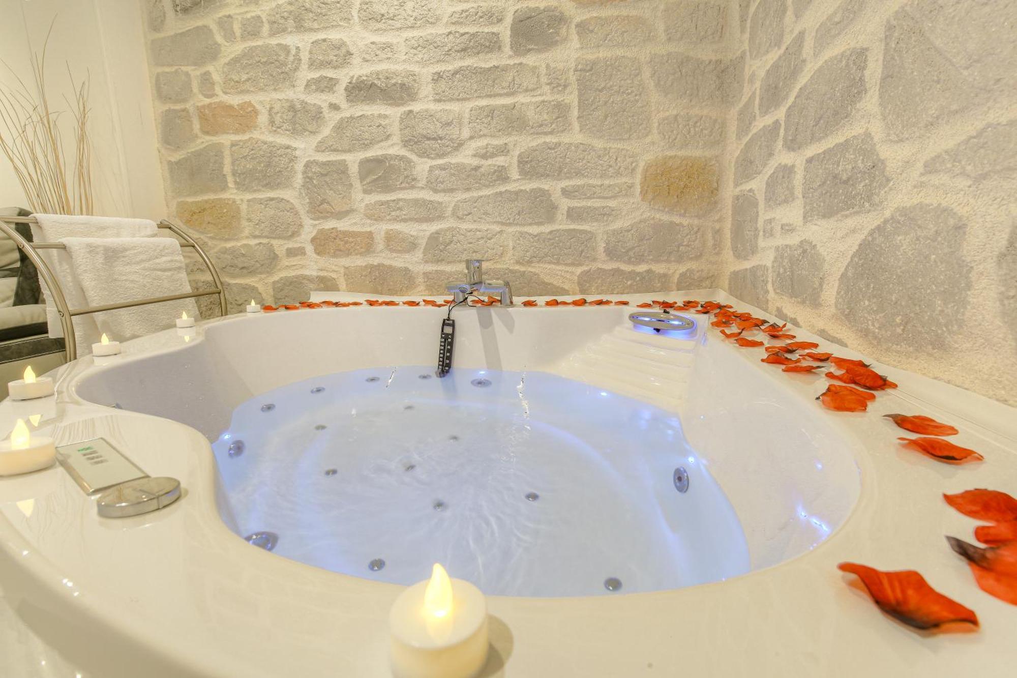 La Suite Neuvilloise Neuville-sur-Saône Dış mekan fotoğraf